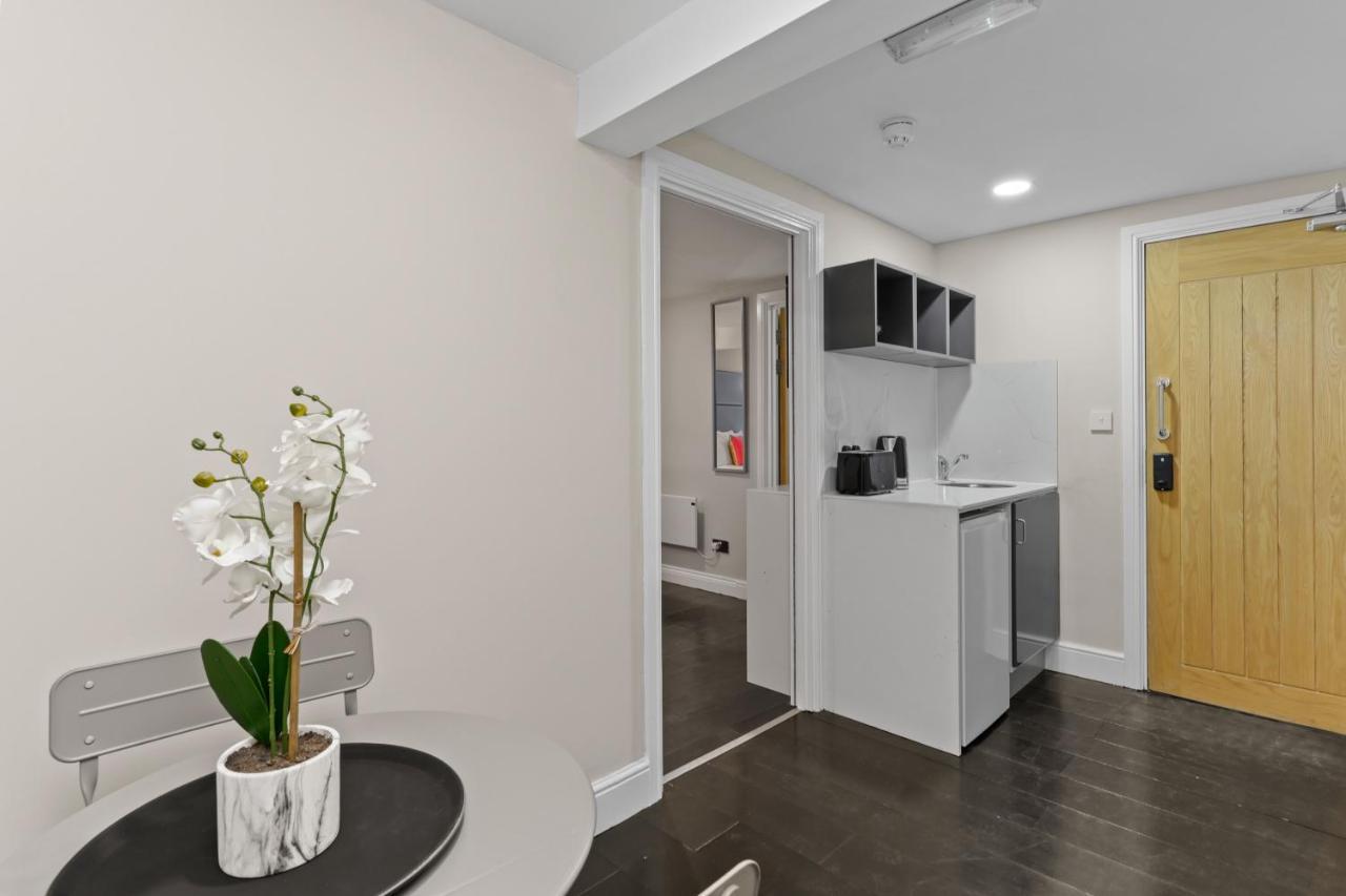London'S Boutique Studio Zewnętrze zdjęcie